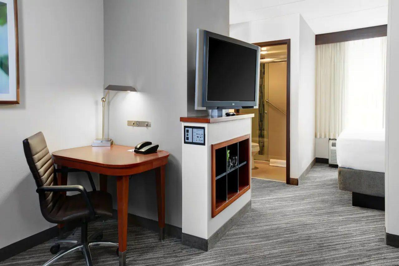 Hyatt Place Pittsburgh Airport - Robinson Mall Робинсон-Тауншип Экстерьер фото